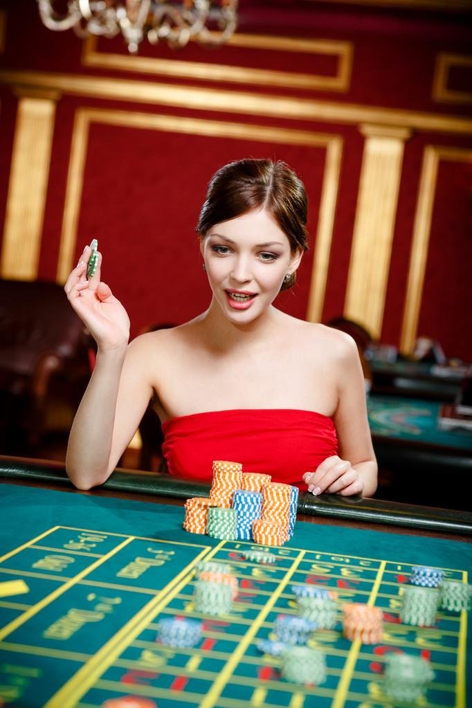 Live Baccarat Dragon Tiger ကစားနည်း မြန်မာ ကာစီနို